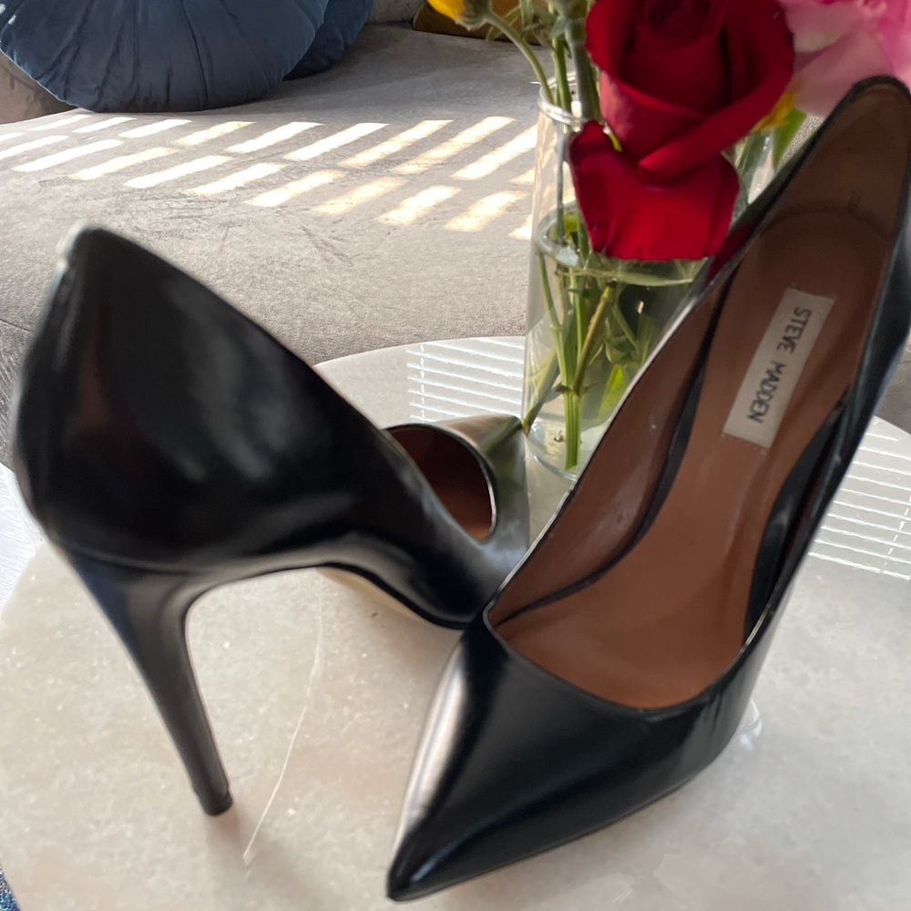 Steve Madden 100% leather stilettos